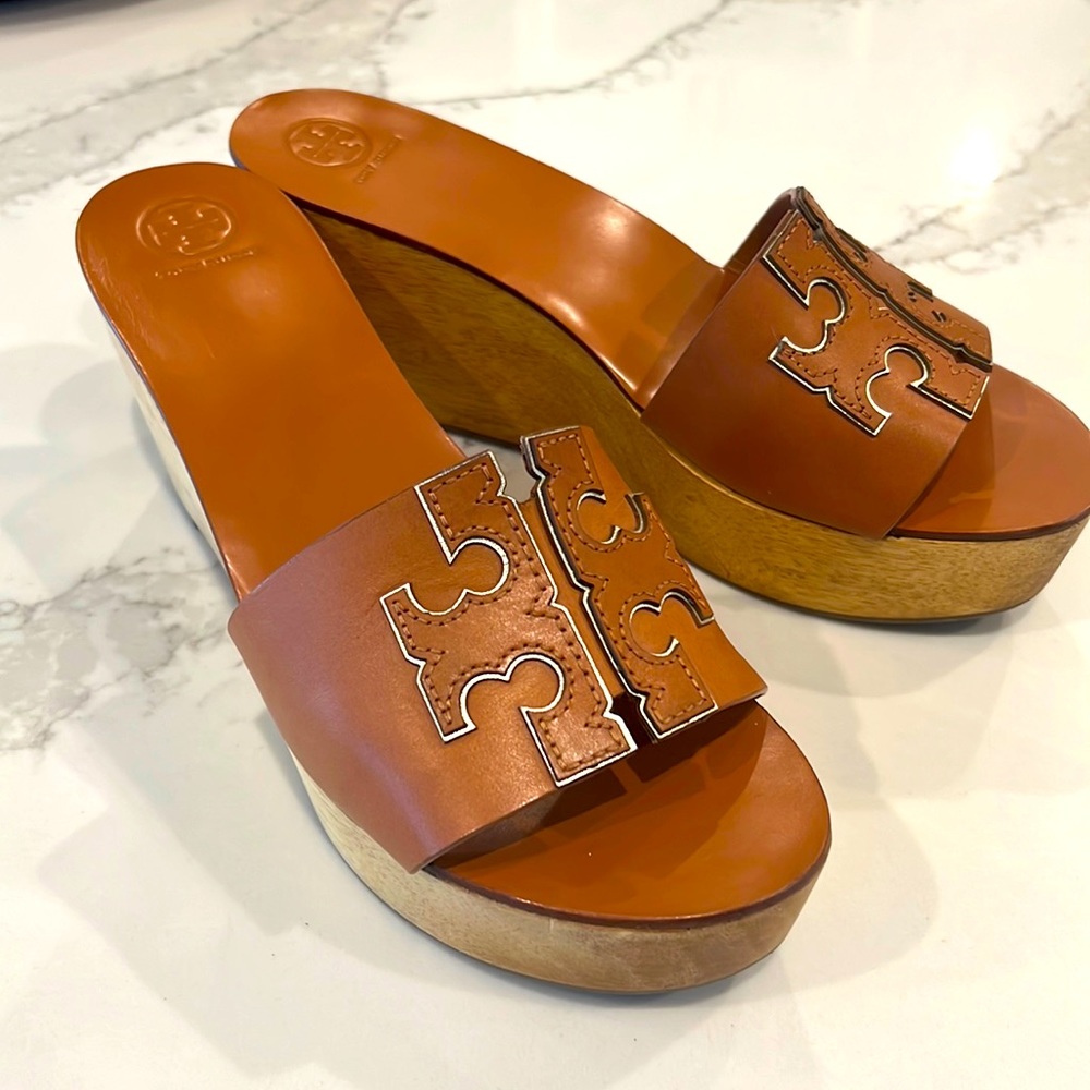 Tory Burch Ines Wedge sandal sz 10 Rare!